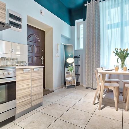 Tyzenhauz Apartments Zygmunta Augusta Street คราคูฟ ภายนอก รูปภาพ