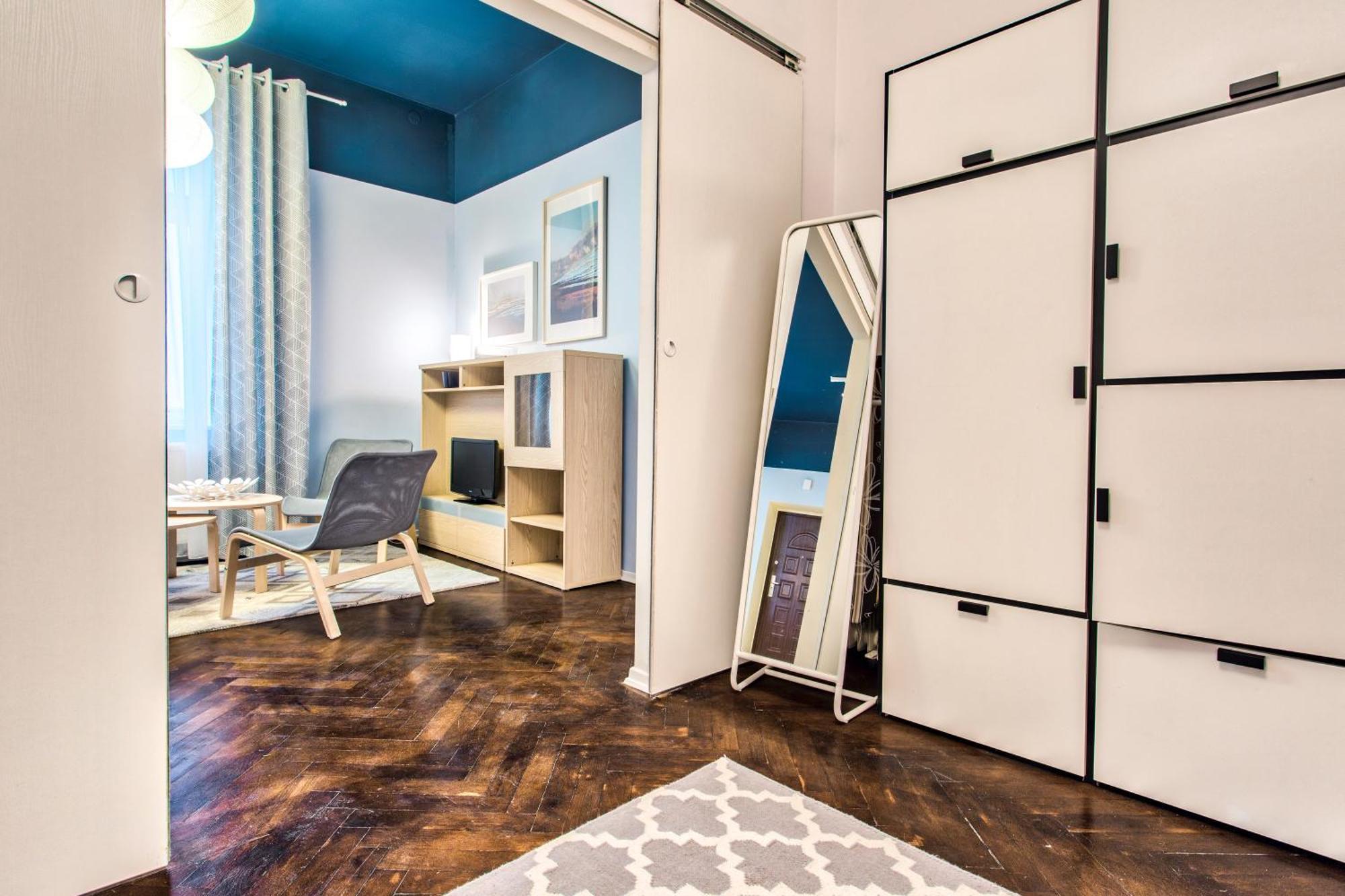 Tyzenhauz Apartments Zygmunta Augusta Street คราคูฟ ภายนอก รูปภาพ